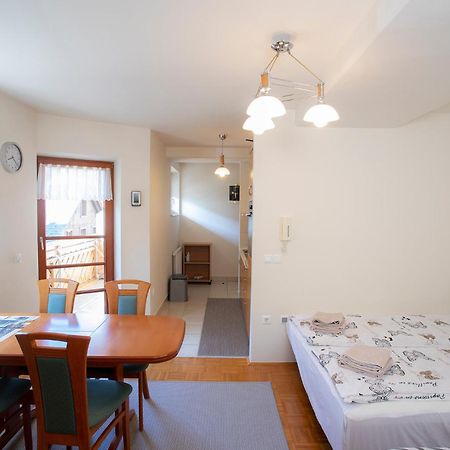 Apartment Tinka クランスカゴーラ 部屋 写真