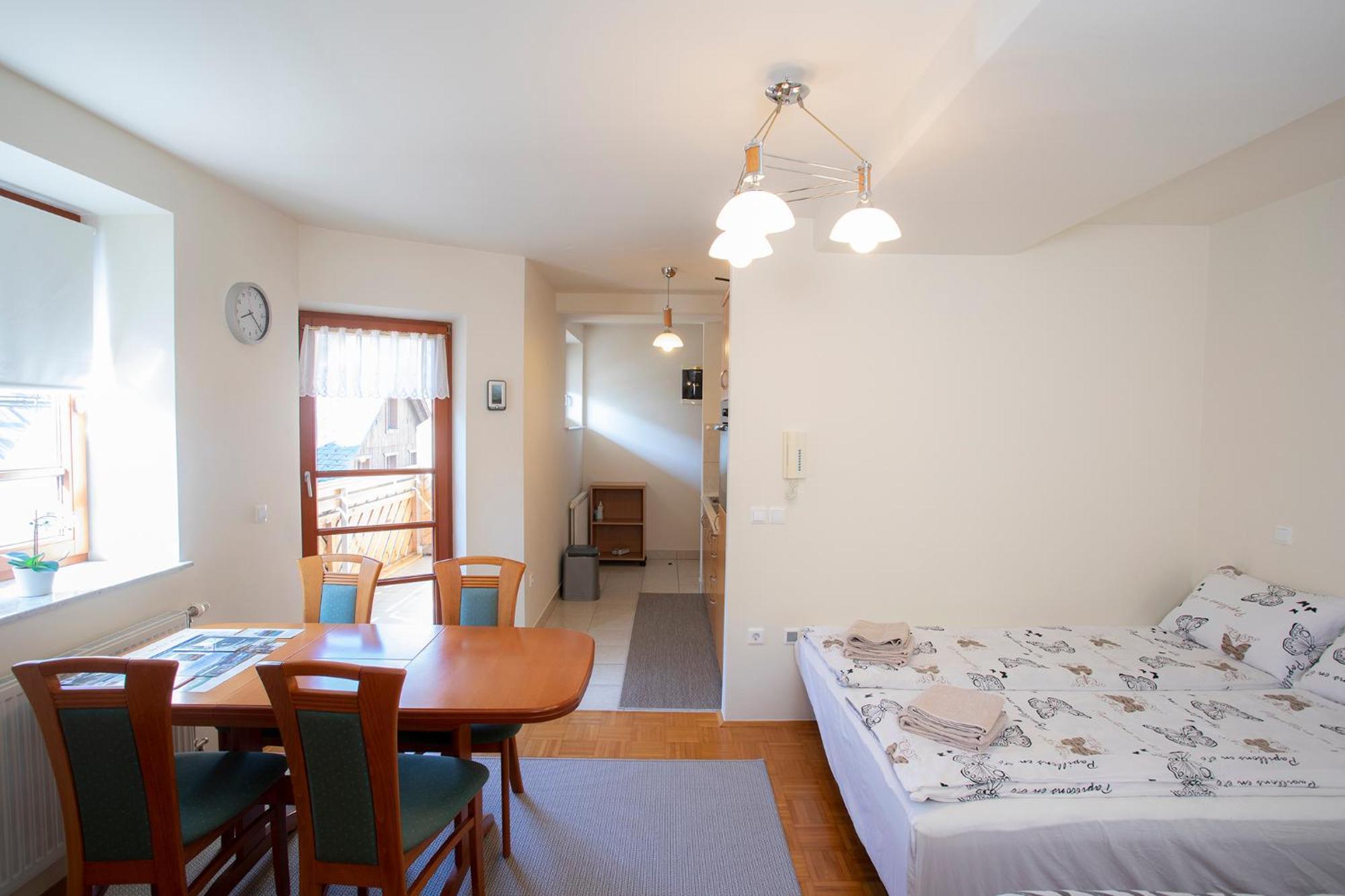 Apartment Tinka クランスカゴーラ 部屋 写真